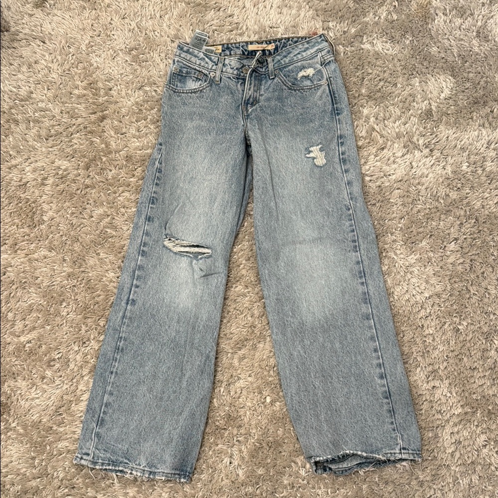 Levi’s Low Loose Jeans